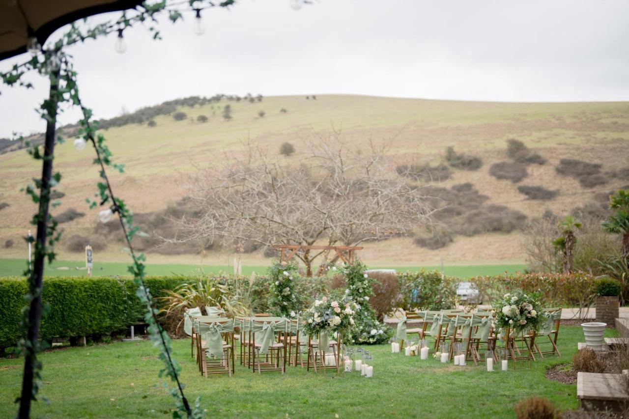 Tottington Manor Hotel Henfield Εξωτερικό φωτογραφία