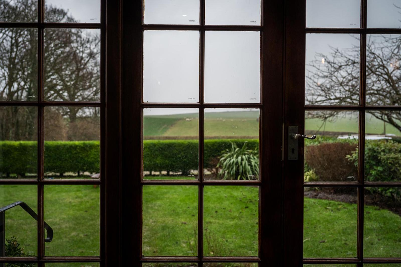 Tottington Manor Hotel Henfield Εξωτερικό φωτογραφία