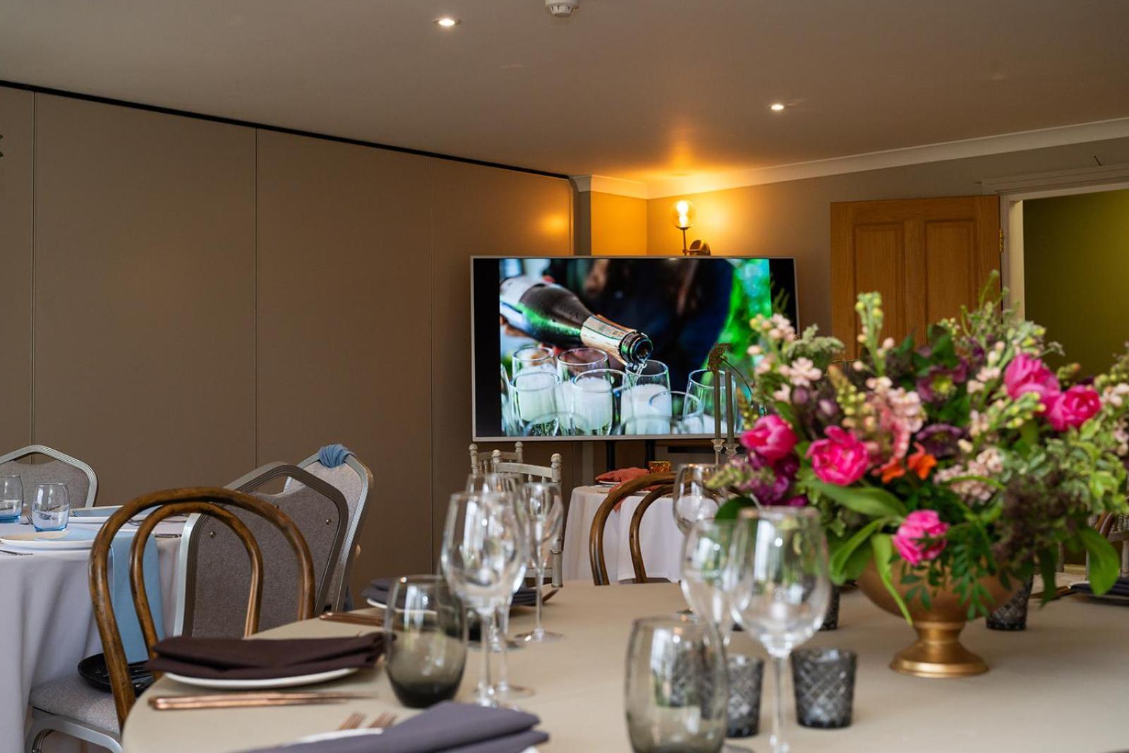 Tottington Manor Hotel Henfield Εξωτερικό φωτογραφία