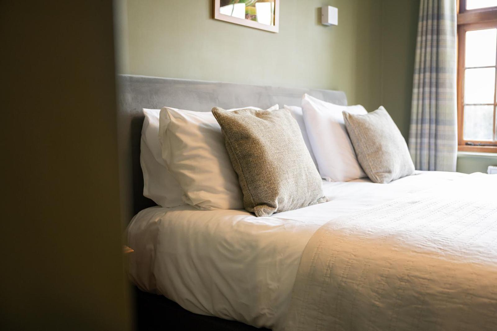 Tottington Manor Hotel Henfield Εξωτερικό φωτογραφία