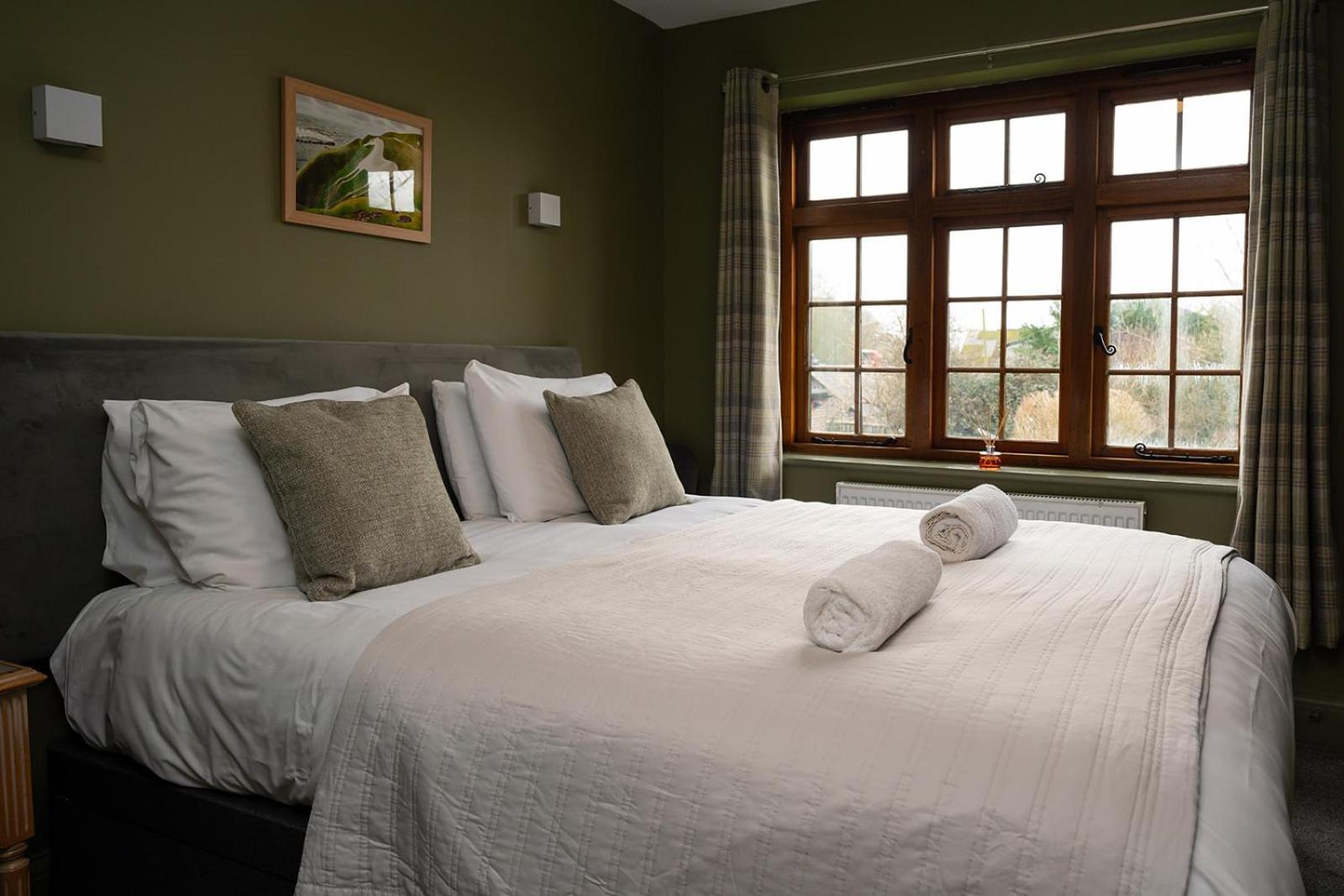 Tottington Manor Hotel Henfield Εξωτερικό φωτογραφία