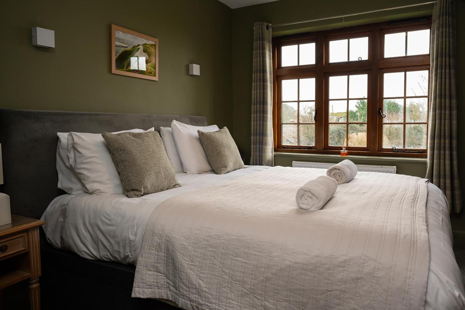 Tottington Manor Hotel Henfield Εξωτερικό φωτογραφία